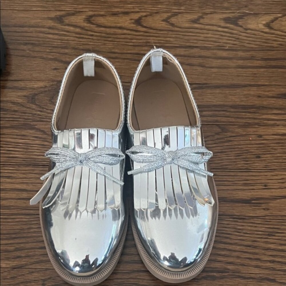 Crazy 8 Silver Kids Shoes with Bow